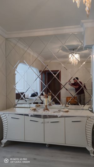 Ataşehirde Baklava Parçalı Aynalar