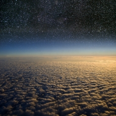 Uzay ve Gece gergi tavan modelleri