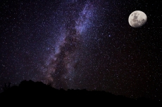 Uzay ve Gece gergi tavan modelleri